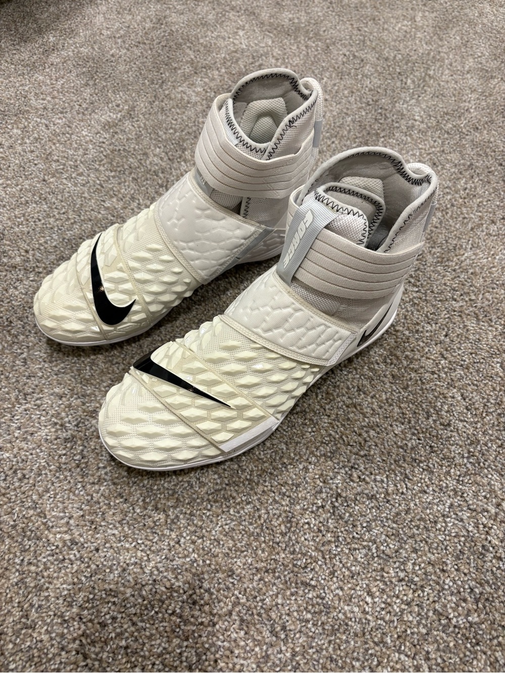 Nike Force Savage Elite 2 Football Cleats